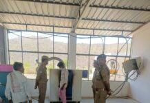 विशेष न्यायाधीश एन0डी0पी0एस0 एक्ट/अपर सत्र न्यायाधीश के आदेश के निर्देशन पर चित्रकूट पुलिस ने 34 मुकदमों के कुल 90.644 किलोग्राम नाजायज गांजा का विनष्टीकरण